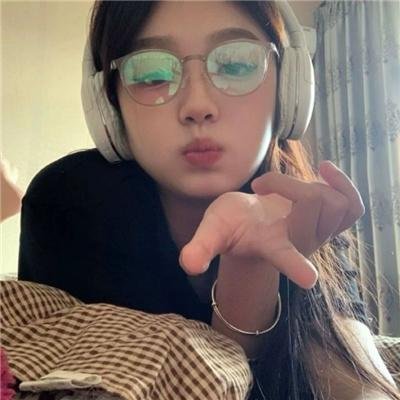 在江边
